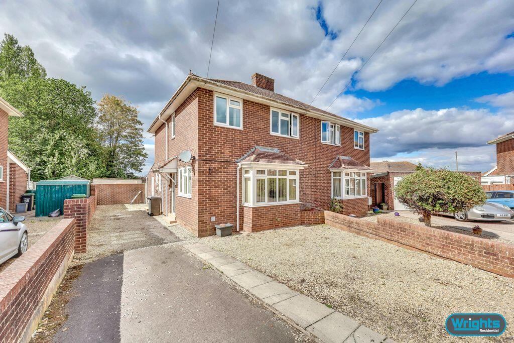 3 bed Semi Detached for rent in Trowbridge. From Wrights Residential - Trowbridge 3 bed Semi Detached for rent in Trowbridge. From Wrights Residential - Trowbridge