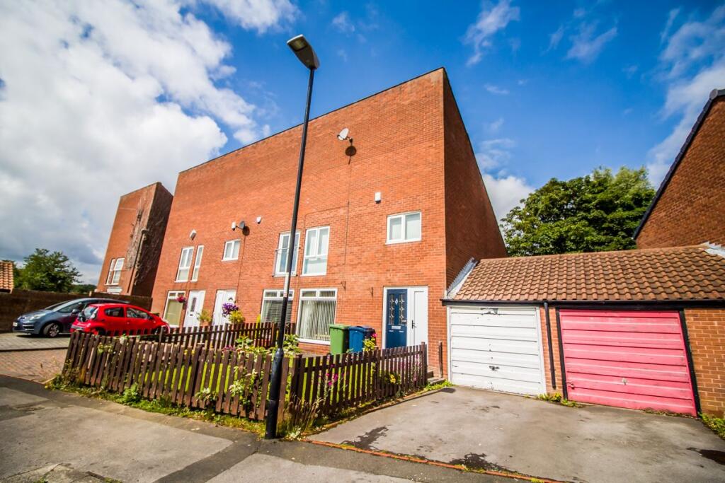 3 bed Mid Terraced House for rent in Washington. From Riverside Residential Property Services - Washington