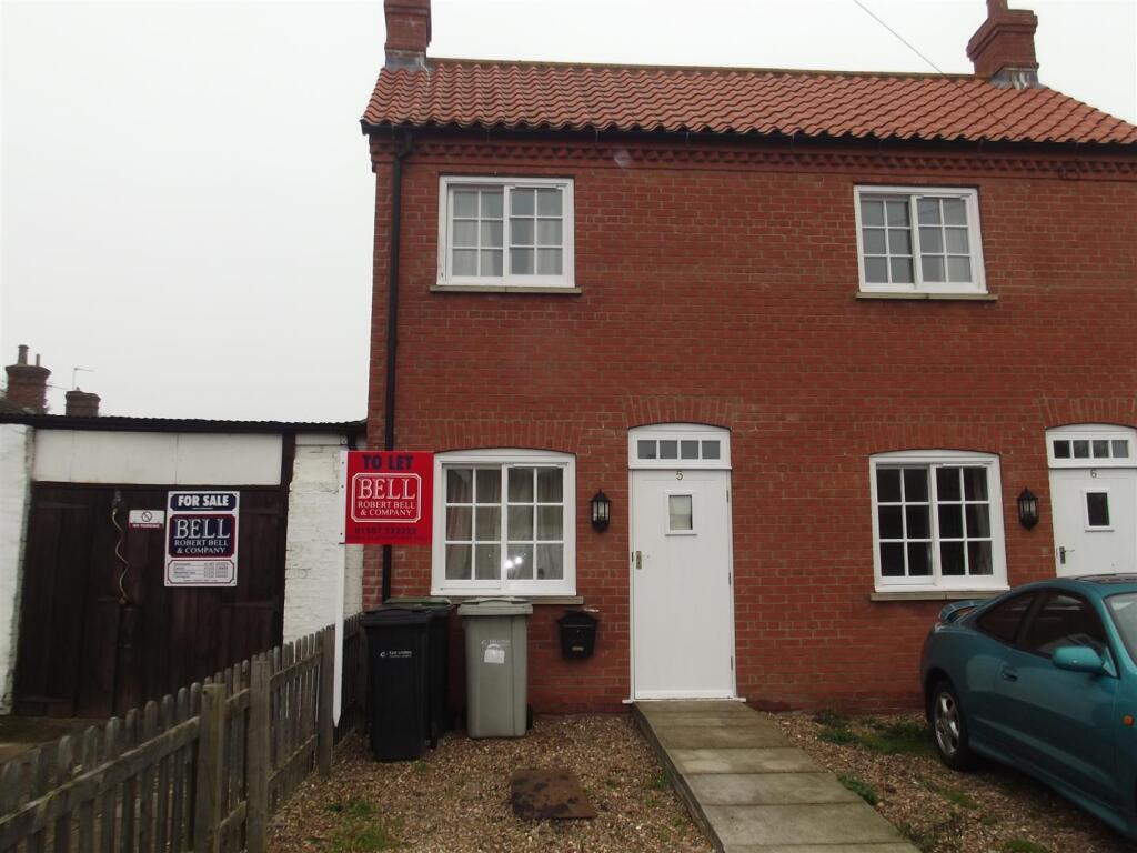 1 bed Semi Detached for rent in Horncastle. From Robert Bell & Company - Lincoln
