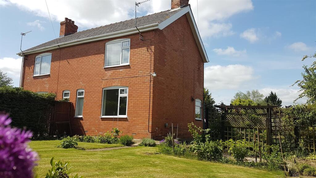 2 bed Semi Detached for rent in Tattershall Bridge. From Robert Bell & Company - Lincoln