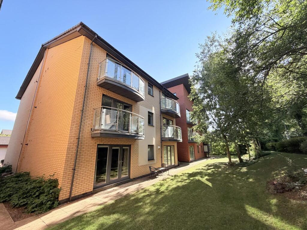 2 bed Detached for rent in Riseholme. From Robert Bell & Company - Lincoln 2 bed Detached for rent in Riseholme. From Robert Bell & Company - Lincoln