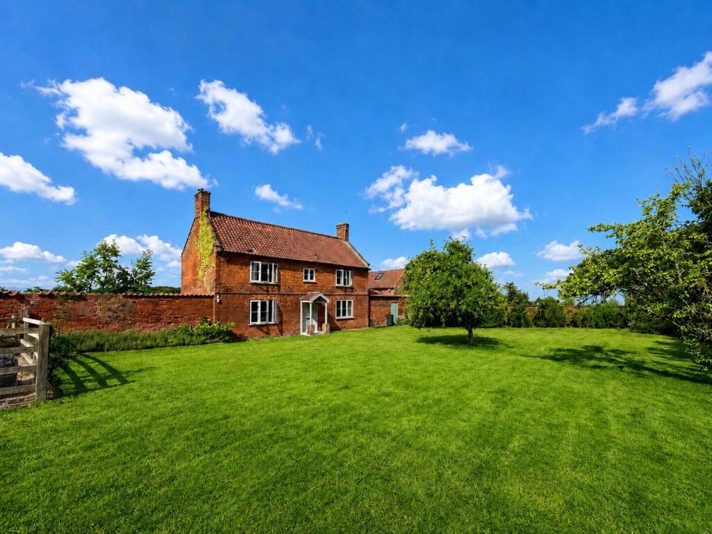 4 bed Detached for rent in Doddington. From Robert Bell & Company - Lincoln