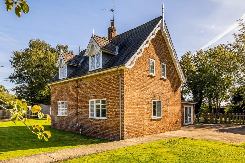 4 bed Detached for rent in Revesby. From Robert Bell & Company - Lincoln