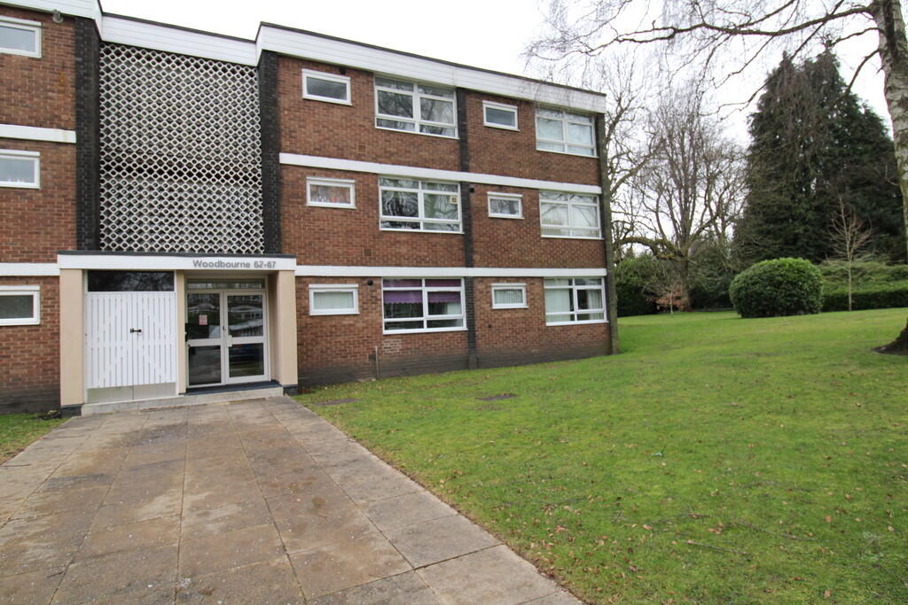2 bed Apartment for rent in Smethwick. From Robert Powell - Birmingham