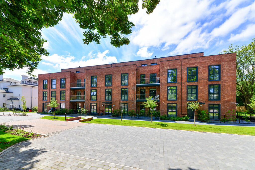 2 bed Apartment for rent in Smethwick. From Robert Powell - Birmingham