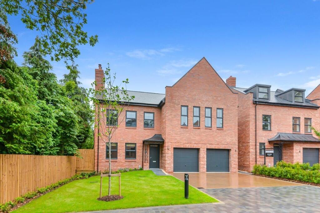 6 bed Detached for rent in . From Robert Powell - Birmingham