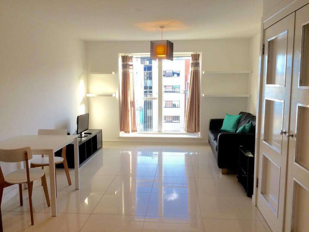 4 bed Studio for rent in Birmingham. From Robert Powell - Birmingham