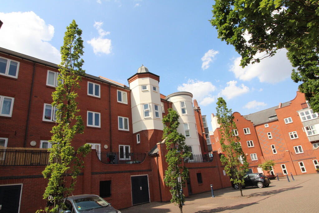 2 bed Apartment for rent in Birmingham. From Robert Powell - Birmingham
