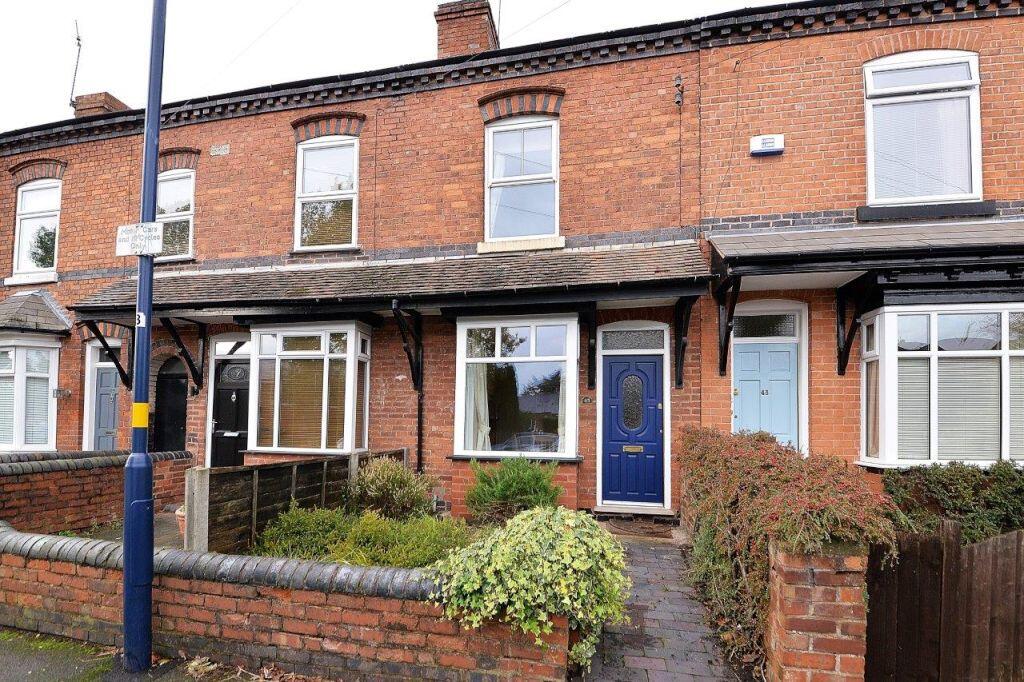 2 bed Mid Terraced House for rent in Smethwick. From Robert Powell - Birmingham 2 bed Mid Terraced House for rent in Smethwick. From Robert Powell - Birmingham
