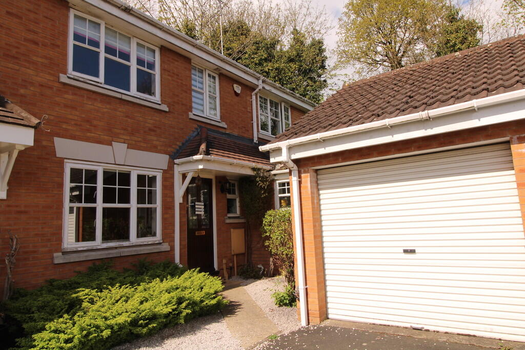 4 bed Semi Detached for rent in Birmingham. From Robert Powell - Birmingham