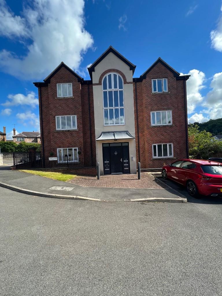 1 bed Apartment for rent in Treffynnon. From Reid & Roberts Lettings Agents - Flint