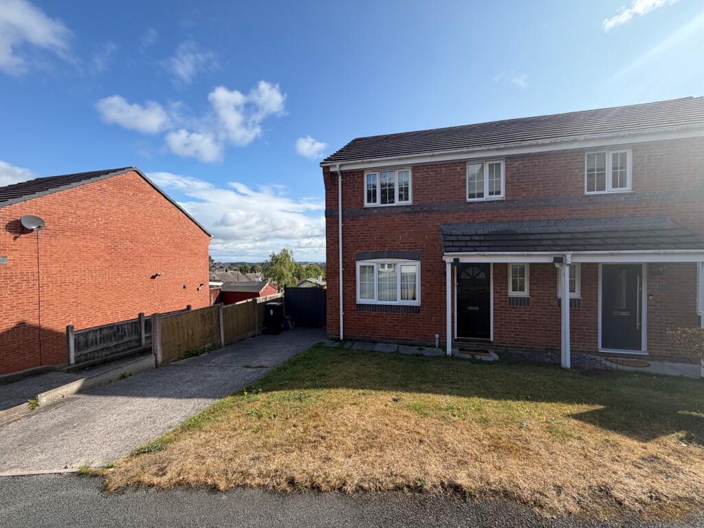 3 bed Semi Detached for rent in Gwernymynydd. From Reid & Roberts Lettings Agents - Flint 3 bed Semi Detached for rent in Gwernymynydd. From Reid & Roberts Lettings Agents - Flint