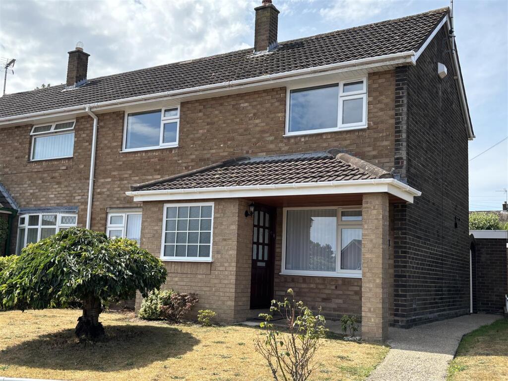 3 bed Semi Detached for rent in Wrexham. From Reid and Roberts - Mold