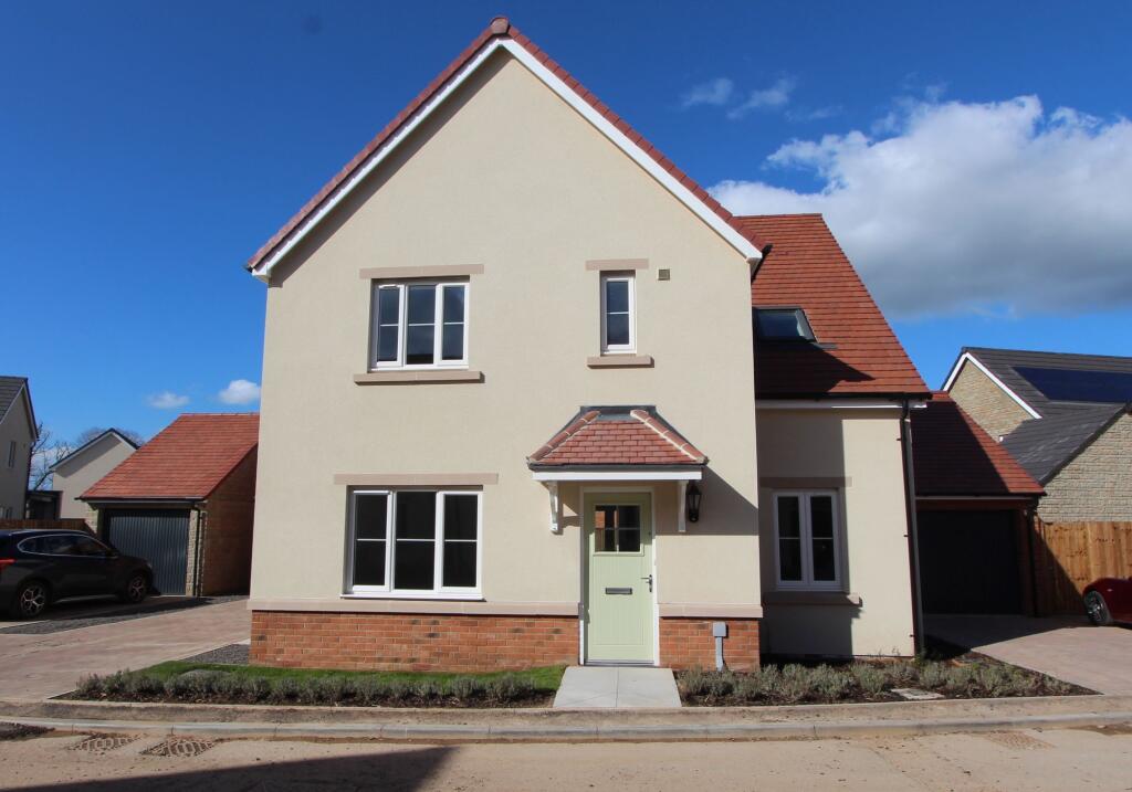 4 bed Detached for rent in Churchill. From Robin King Estate Agents - Congresbury