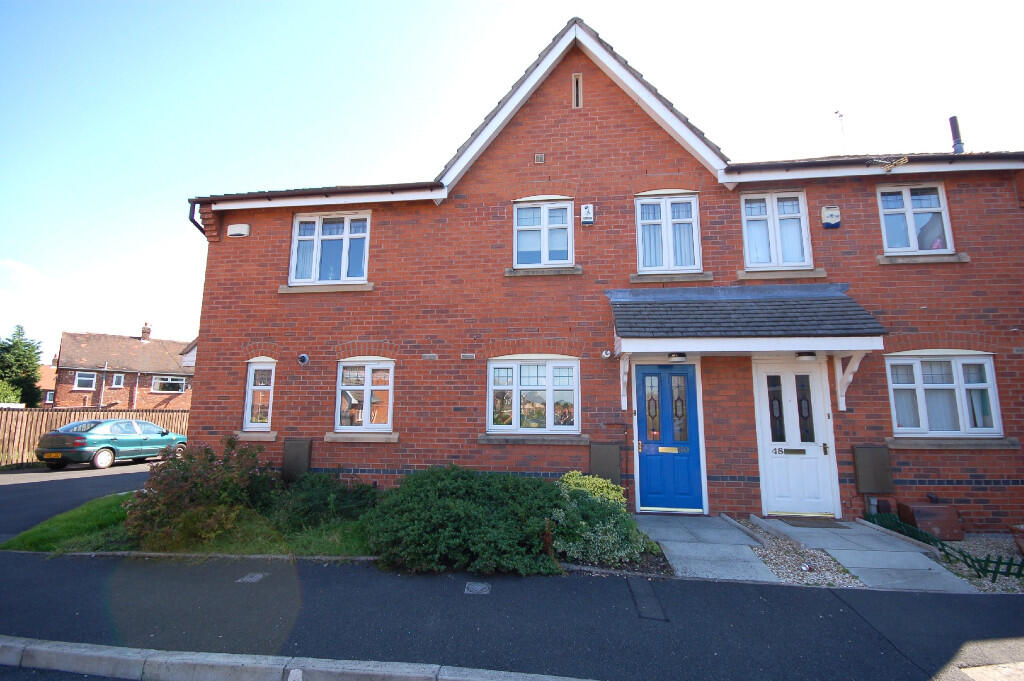 2 bed Mews for rent in Styal. From Roger Dean - Heald Green