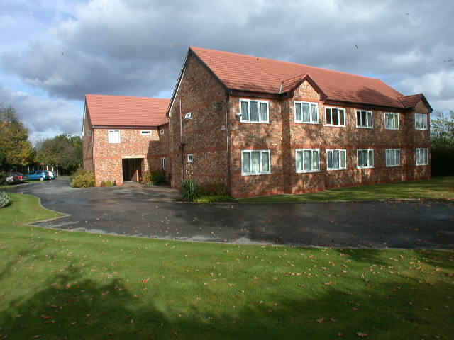 1 bed Apartment for rent in Stockport. From Roger Dean - Heald Green