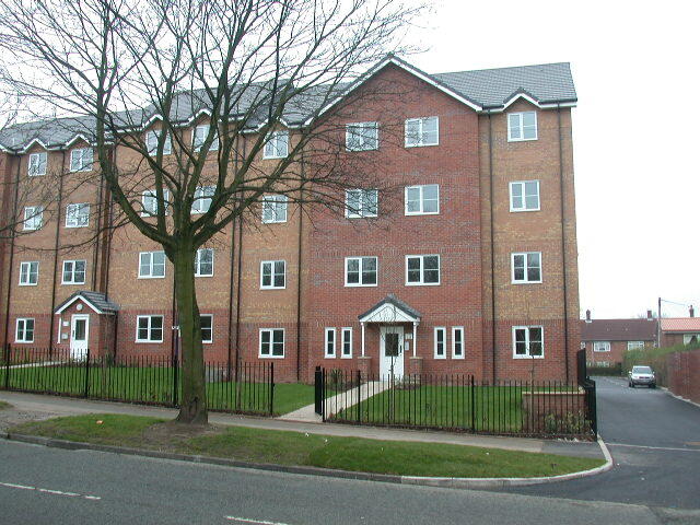 2 bed Apartment for rent in Manchester. From Roger Dean - Heald Green