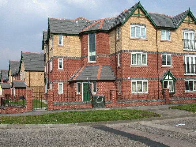 2 bed Apartment for rent in Manchester. From Roger Dean - Heald Green