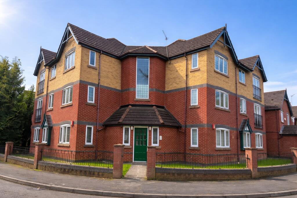2 bed Apartment for rent in Manchester. From Roger Dean - Heald Green