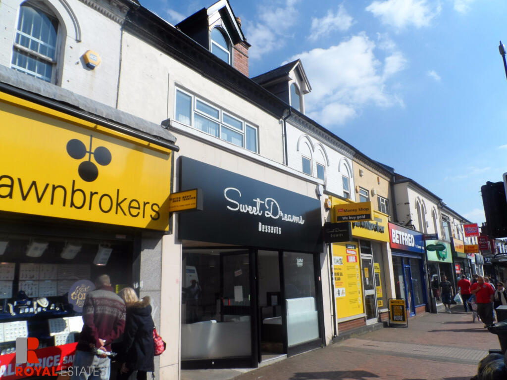 2 bed 1st Floor Flat for rent in Smethwick. From Royal Estates - Birmingham