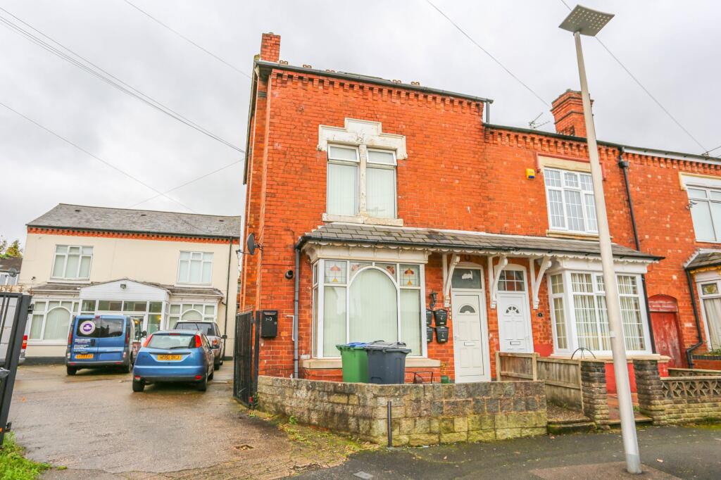 1 bed 1st Floor Flat for rent in Smethwick. From Royal Estates - Birmingham