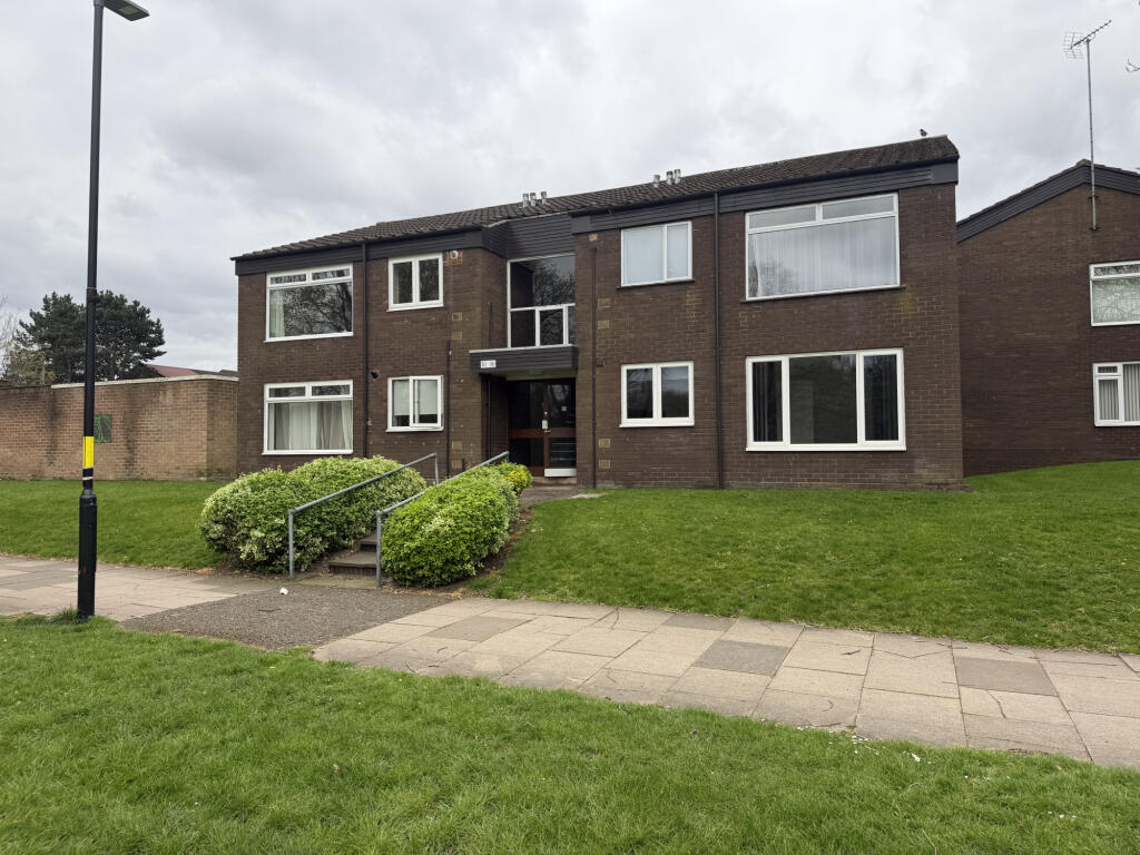 2 bed Mid Terraced House for rent in Birmingham. From Royal Estates - Birmingham 2 bed Mid Terraced House for rent in Birmingham. From Royal Estates - Birmingham