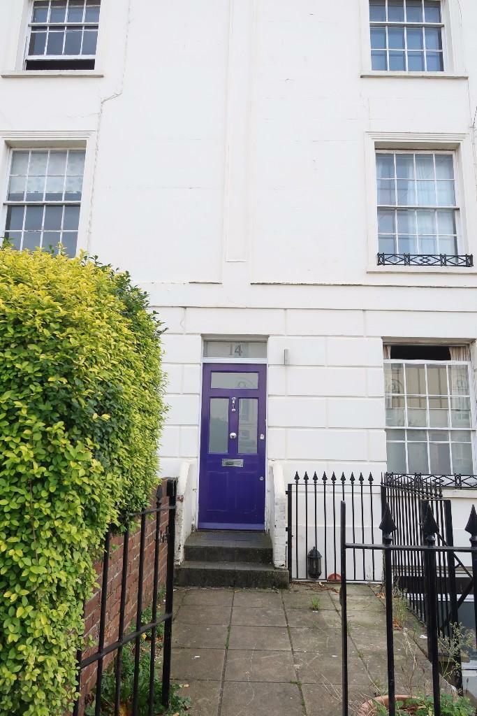 7 bed Detached for rent in Southampton. From Posh Pads - Southampton