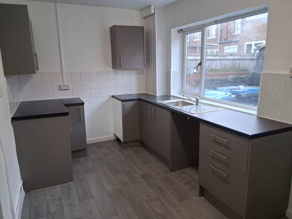 2 bed Mid Terraced House for rent in Grange Villa. From Rent UK Property - Lancashire