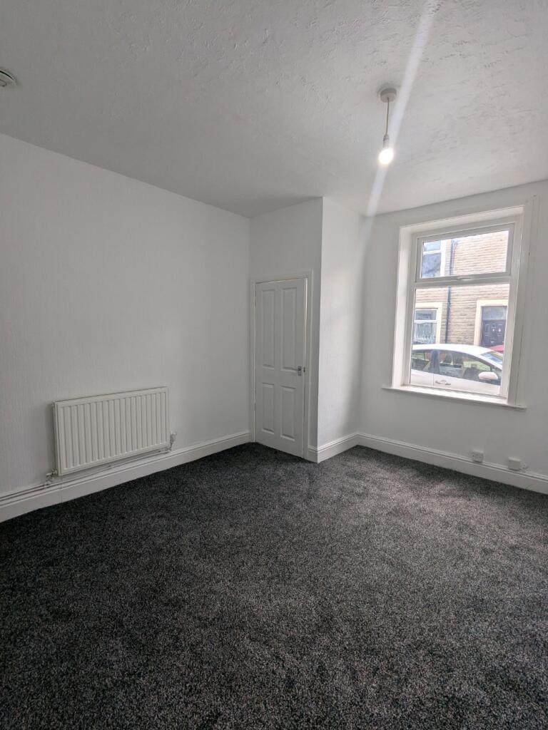 2 bed Mid Terraced House for rent in Burnley. From Rent UK Property - Lancashire