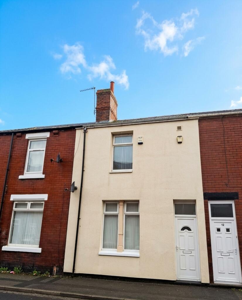 2 bed Mid Terraced House for rent in Hartlepool. From Rent UK Property - Lancashire