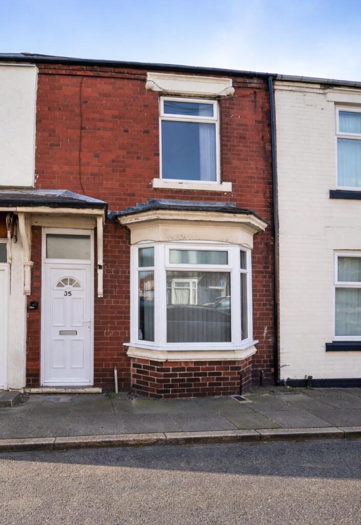 3 bed Mid Terraced House for rent in Middlesbrough. From Rent UK Property - Lancashire