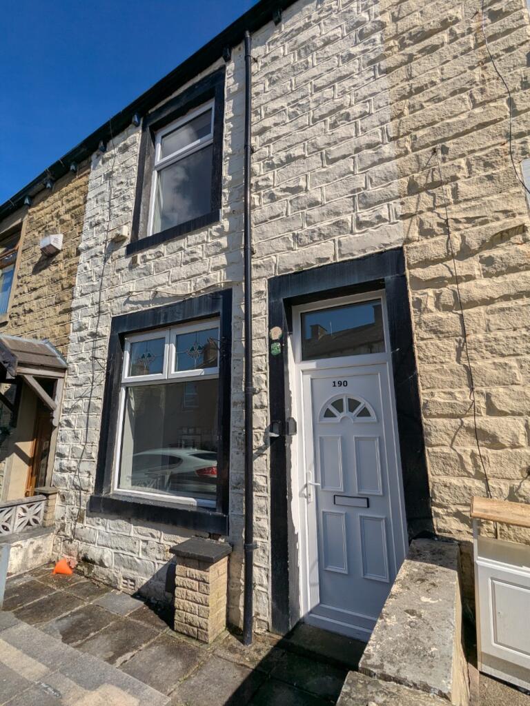2 bed Mid Terraced House for rent in Nelson. From Rent UK Property - Lancashire