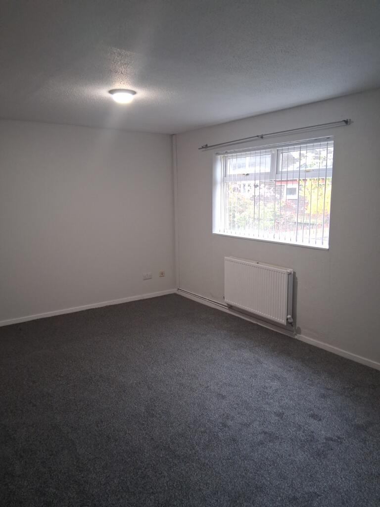3 bed End of Terrace for rent in Middlesbrough. From Rent UK Property - Lancashire