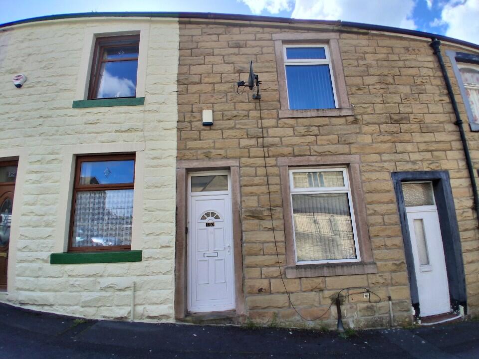 2 bed Mid Terraced House for rent in Nelson. From Rent UK Property - Lancashire