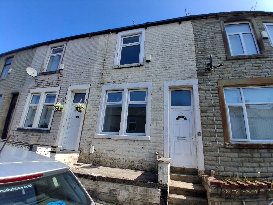 3 bed Mid Terraced House for rent in Burnley. From Rent UK Property - Lancashire