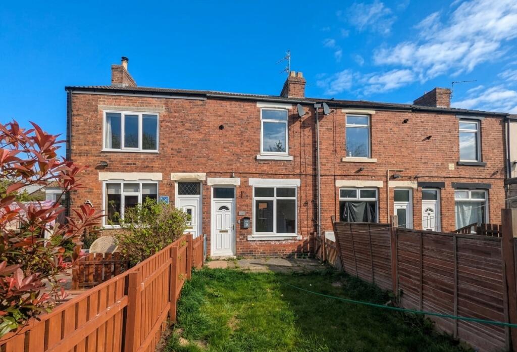 3 bed Mid Terraced House for rent in Coronation. From Rent UK Property - Lancashire