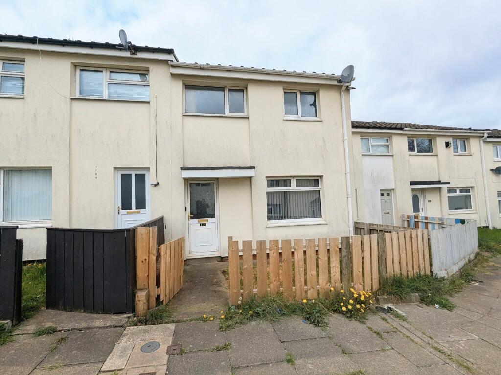 3 bed Mid Terraced House for rent in Grangetown. From Rent UK Property - Lancashire