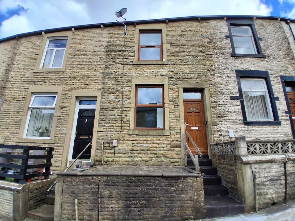 2 bed Mid Terraced House for rent in Burnley. From Rent UK Property - Lancashire