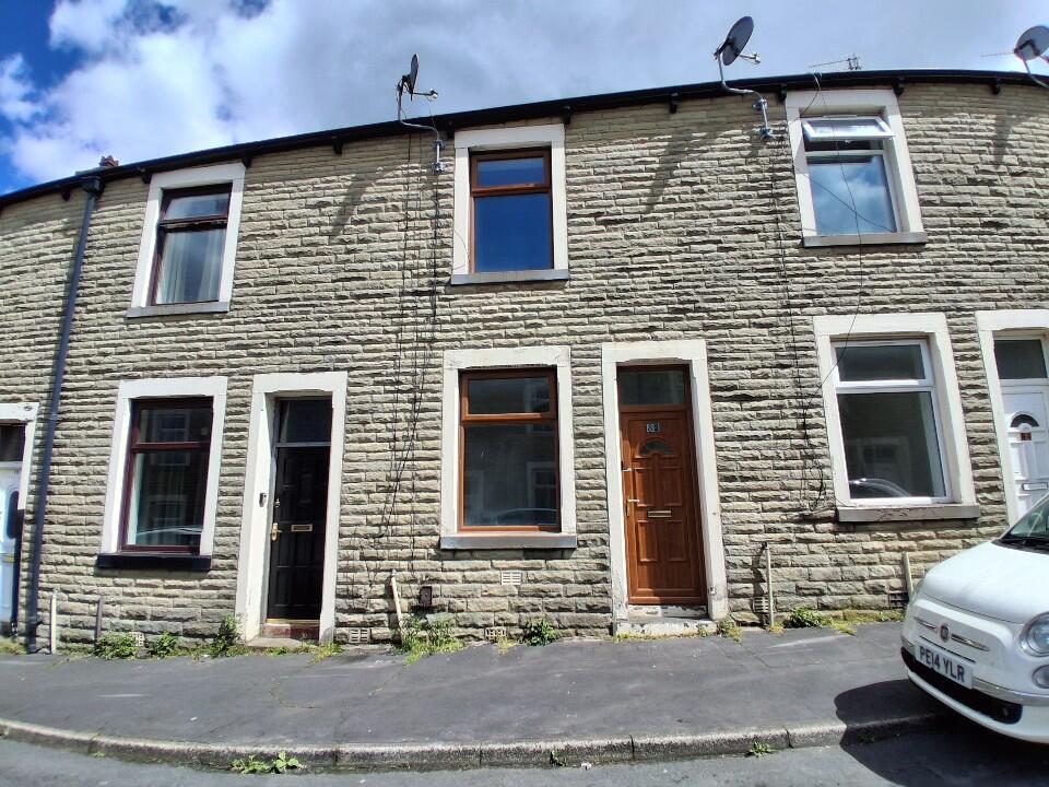 2 bed Mid Terraced House for rent in Burnley. From Rent UK Property - Lancashire