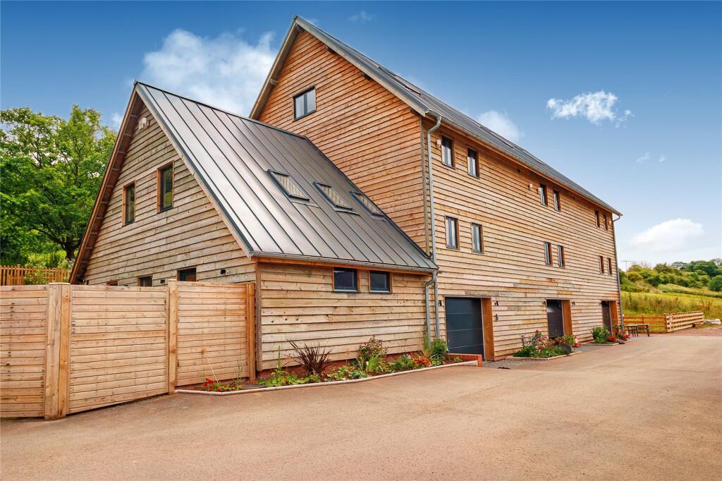 3 bed Mid Terraced House for rent in Brampton Abbotts. From Richard Butler & Associates - Ross-On-Wye 3 bed Mid Terraced House for rent in Brampton Abbotts. From Richard Butler & Associates - Ross-On-Wye