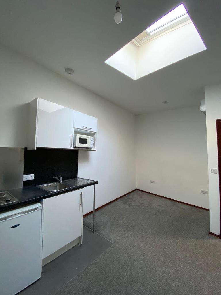 3 bed Studio for rent in Winwick. From Riverside Estates Ltd - Warrington 3 bed Studio for rent in Winwick. From Riverside Estates Ltd - Warrington