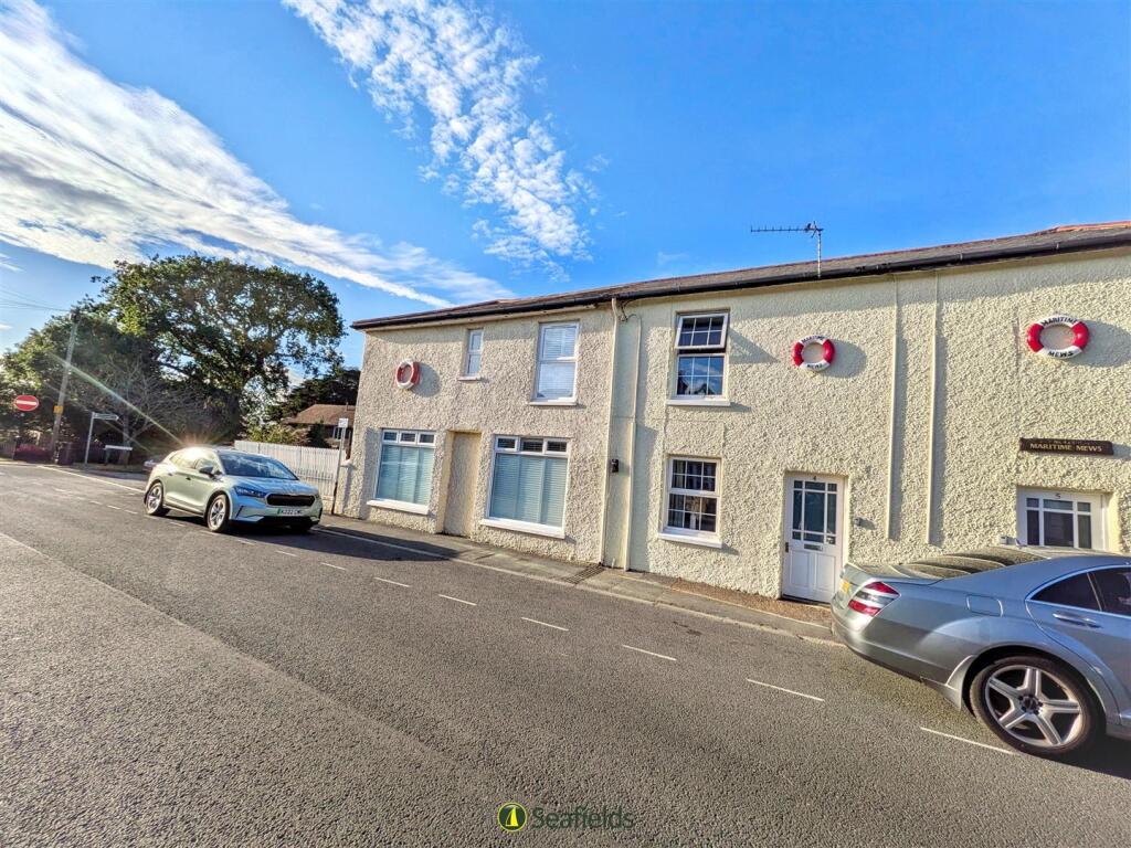 2 bed Mid Terraced House for rent in Bembridge. From Seafields Estates - Ryde 2 bed Mid Terraced House for rent in Bembridge. From Seafields Estates - Ryde