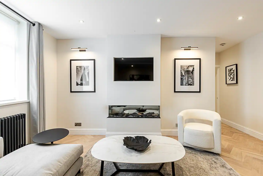 2 bed Not Specified for rent in Kensington. From Sandersons - Holland Park & Notting Hill