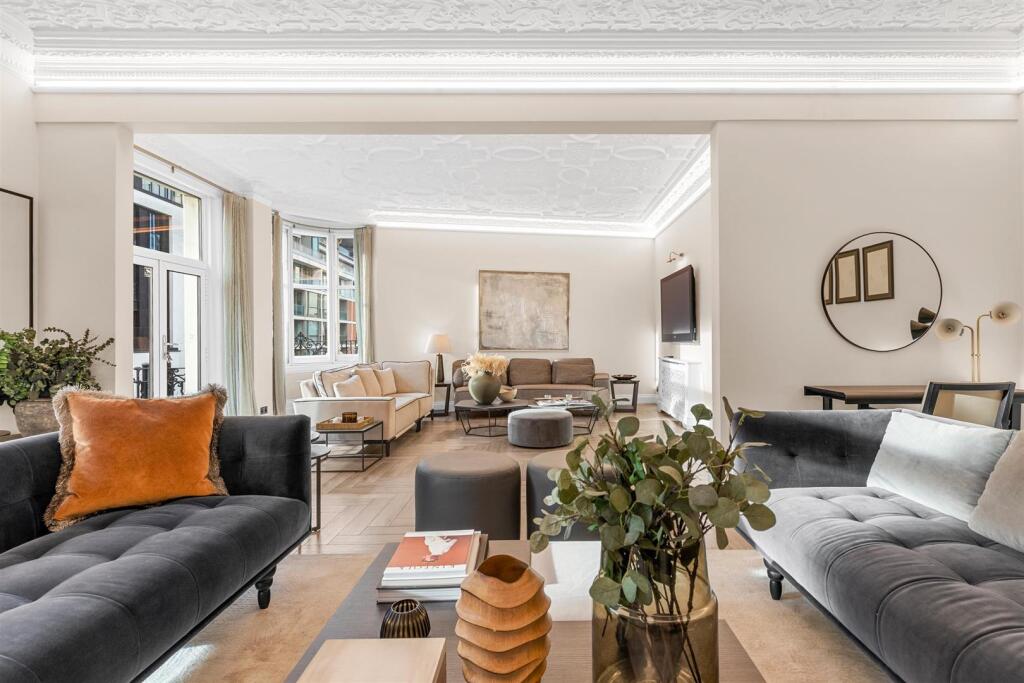 8 bed Apartment for rent in Chelsea. From Sandersons - Holland Park & Notting Hill 8 bed Apartment for rent in Chelsea. From Sandersons - Holland Park & Notting Hill