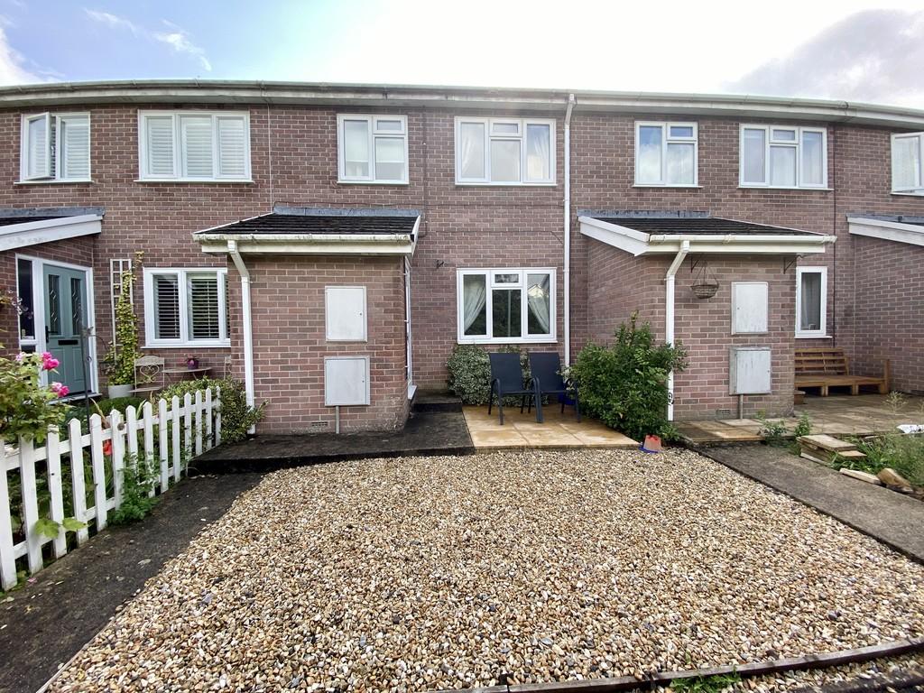 3 bed Mid Terraced House for rent in Chudleigh. From Sawdye & Harris - Ashburton 3 bed Mid Terraced House for rent in Chudleigh. From Sawdye & Harris - Ashburton