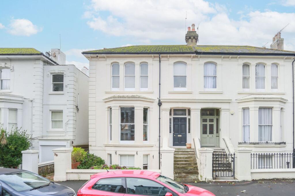 1 bed 1st Floor Flat for rent in Brighton and Hove. From Sawyer & Co - Hove