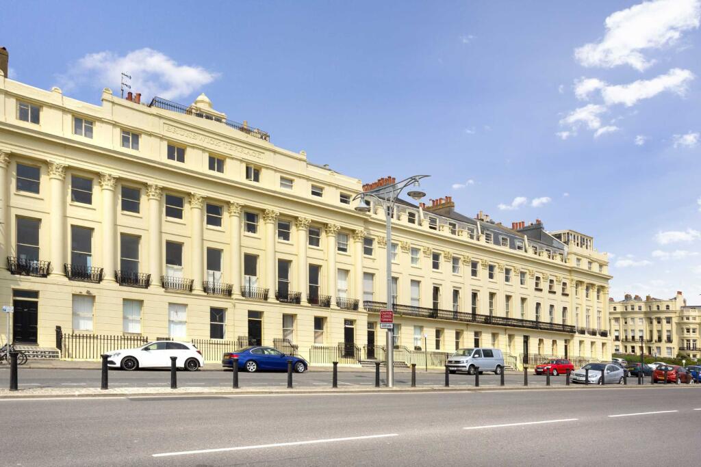 2 bed 1st Floor Flat for rent in Brighton and Hove. From Sawyer & Co - Hove 2 bed 1st Floor Flat for rent in Brighton and Hove. From Sawyer & Co - Hove