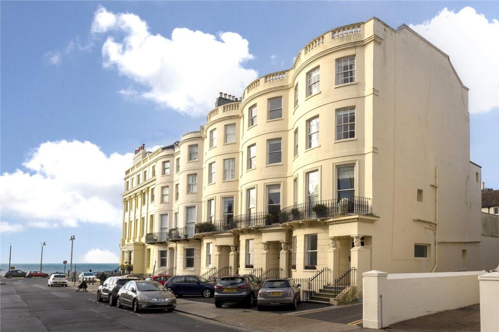 3 bed 1st Floor Flat for rent in Brighton and Hove. From Sawyer & Co - Hove