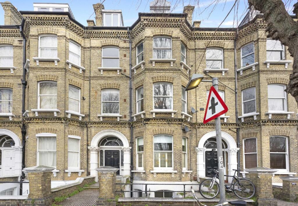 1 bed 1st Floor Flat for rent in Brighton and Hove. From Sawyer & Co - Hove