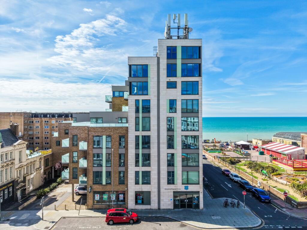 1 bed 1st Floor Flat for rent in Brighton and Hove. From Sawyer & Co - Hove